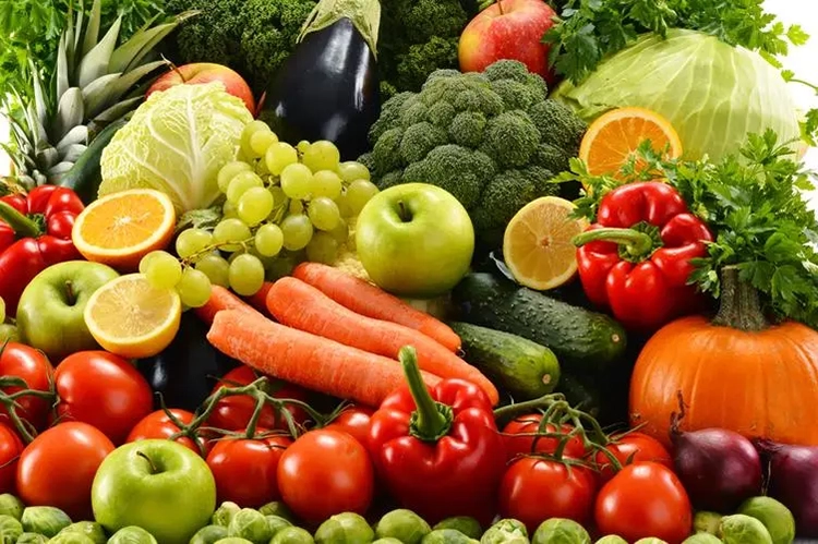 A lot of vegetables and fruits.