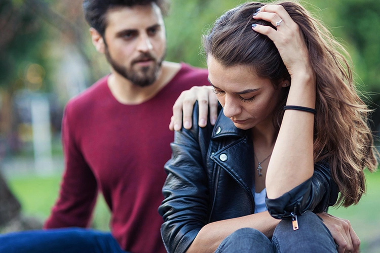 Le couple avait un conflit et elle ne voulait pas communiquer avec lui